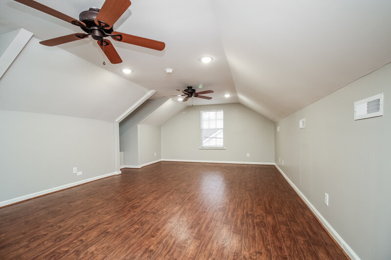 2,165/Mo, 696 Hollandale Rd La Vergne, TN 37086 Bonus Room View