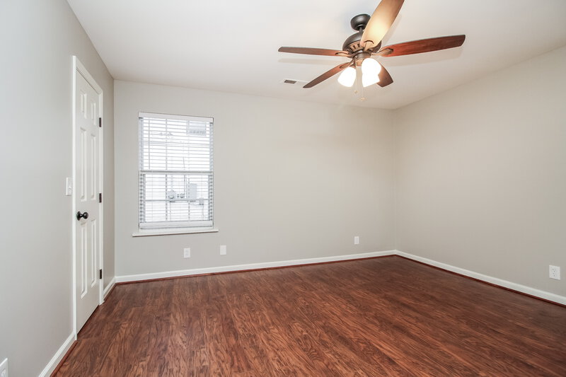2,165/Mo, 696 Hollandale Rd La Vergne, TN 37086 Master Bedroom View