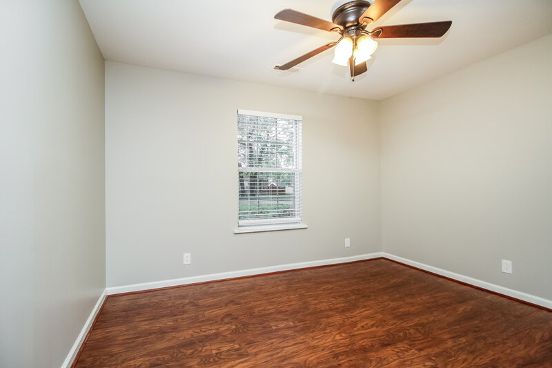2,165/Mo, 696 Hollandale Rd La Vergne, TN 37086 Bedroom View
