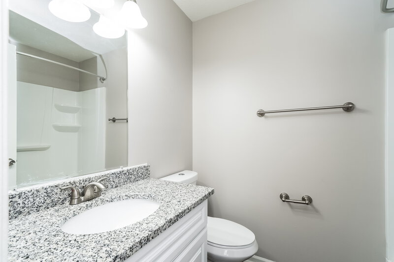 2,115/Mo, 3105 Roundwood Forest Ln Antioch, TN 37013 Bathroom View