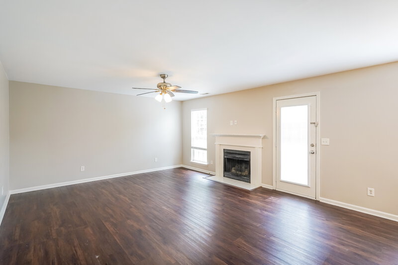 2,320/Mo, 1514 Winter Ct Spring Hill, TN 37174 Living Room View