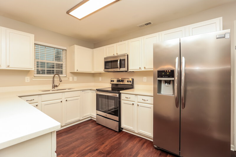 2,515/Mo, 1514 Winter Ct Spring Hill, TN 37174 Kitchen View