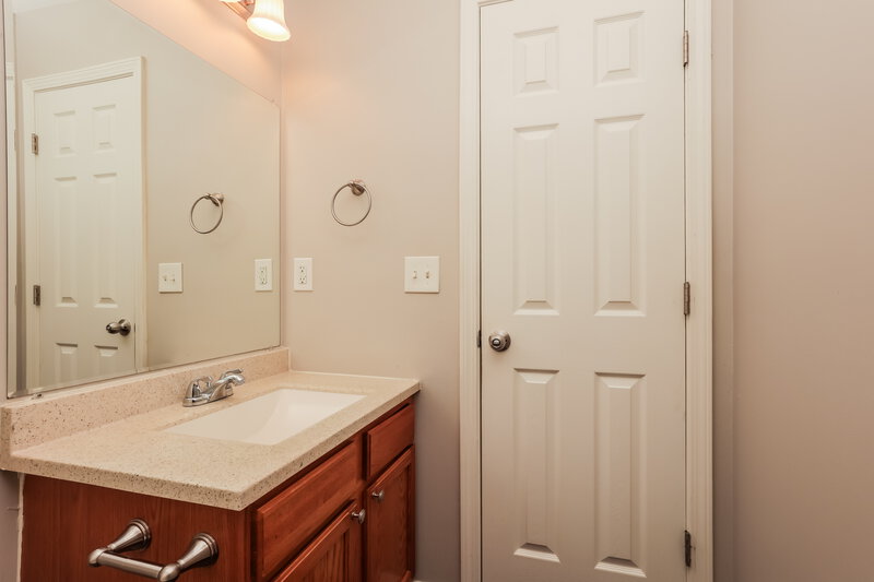 2,515/Mo, 1514 Winter Ct Spring Hill, TN 37174 Bathroom View