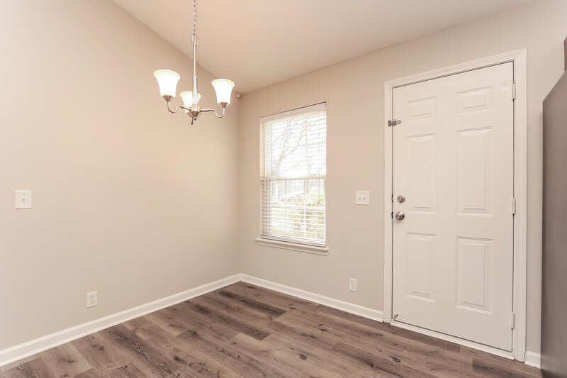 3,200/Mo, 1316 S Hampton Ct Antioch, TN 37013 Dining Room View