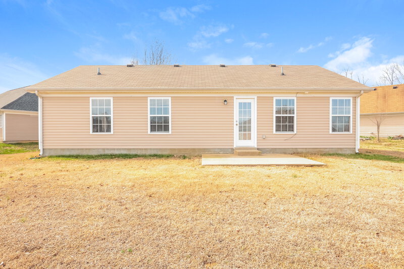3,200/Mo, 1316 S Hampton Ct Antioch, TN 37013 Rear View