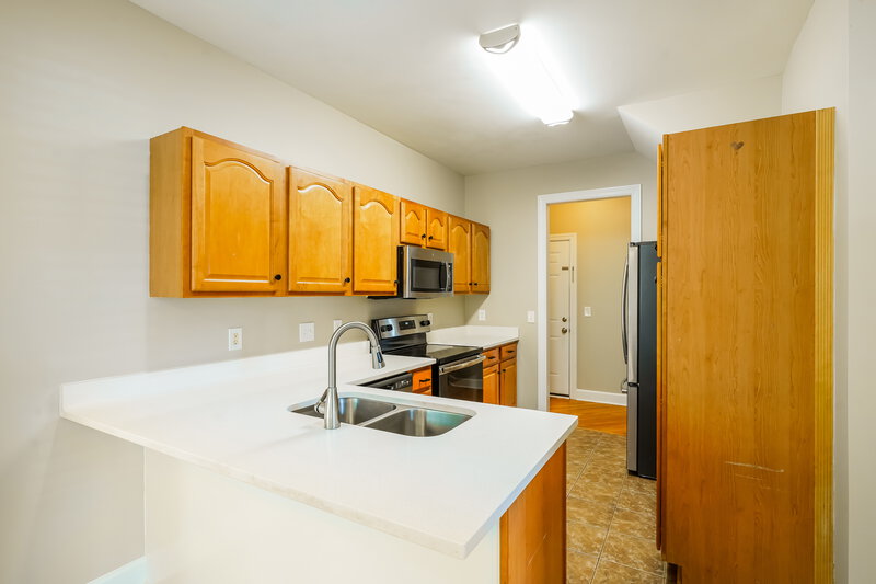 2,735/Mo, 241 Conquest Rd Murfreesboro, TN 37128 Kitchen View