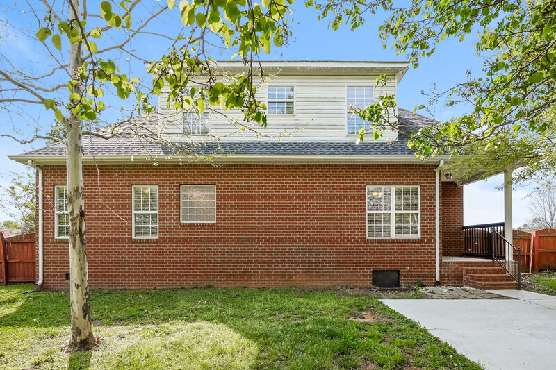 2,735/Mo, 241 Conquest Rd Murfreesboro, TN 37128 Rear View