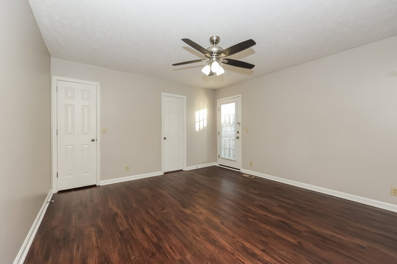 1,765/Mo, 3925 Calumet Dr Antioch, TN 37013 Main Bedroom View