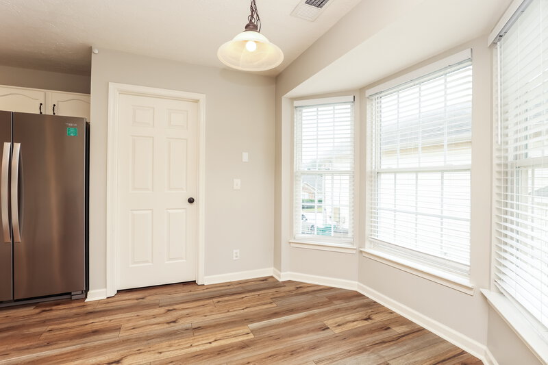 3,180/Mo, 6740 Ascot Dr Antioch, TN 37013 Breakfast Nook View 2