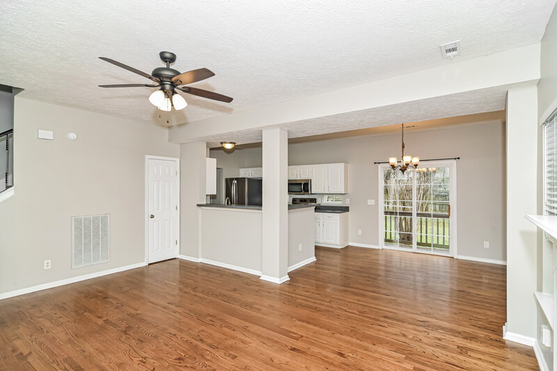 2,295/Mo, 1604 Zurich Dr Spring Hill, TN 37174 Living Room View 3