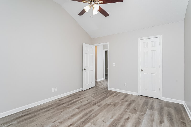 1,765/Mo, 110 Township Ct Hendersonville, TN 37075 Master Bedroom View