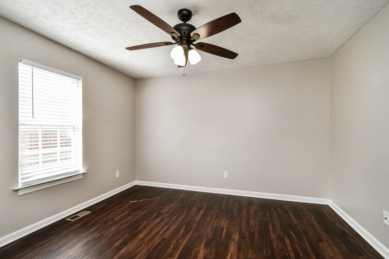 2,395/Mo, 1814 Lucille Ln Murfreesboro, TN 37129 Main Bedroom View 2