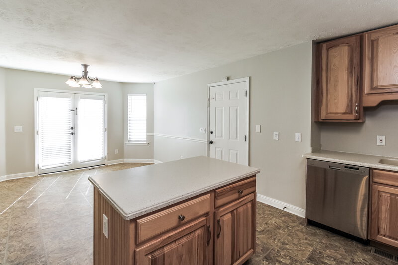2,030/Mo, 903 Harpeth River Ct Murfreesboro, TN 37129 Kitchen View 2