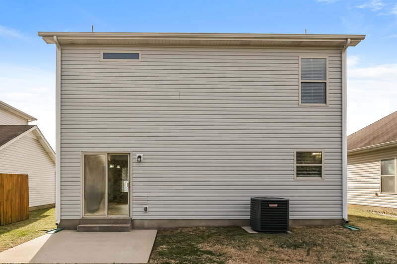 1,755/Mo, 1913 Warmingfield Dr Murfreesboro, TN 37127 Rear View