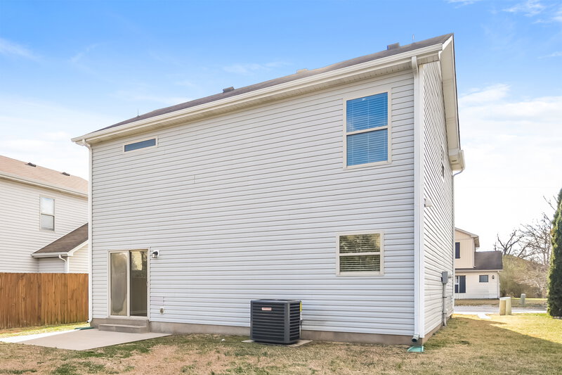 1,755/Mo, 1913 Warmingfield Dr Murfreesboro, TN 37127 Rear View 2