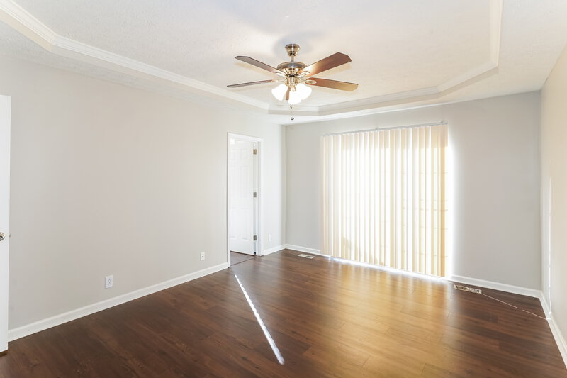 2,300/Mo, 1042 Cedar Creek Village Rd Mount Juliet, TN 37122 Main Bedroom View
