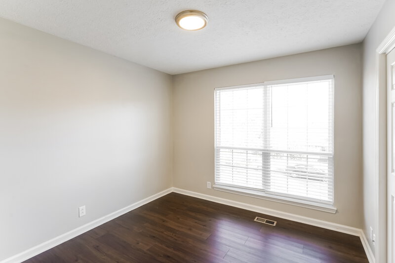 2,300/Mo, 1042 Cedar Creek Village Rd Mount Juliet, TN 37122 Bedroom View 3