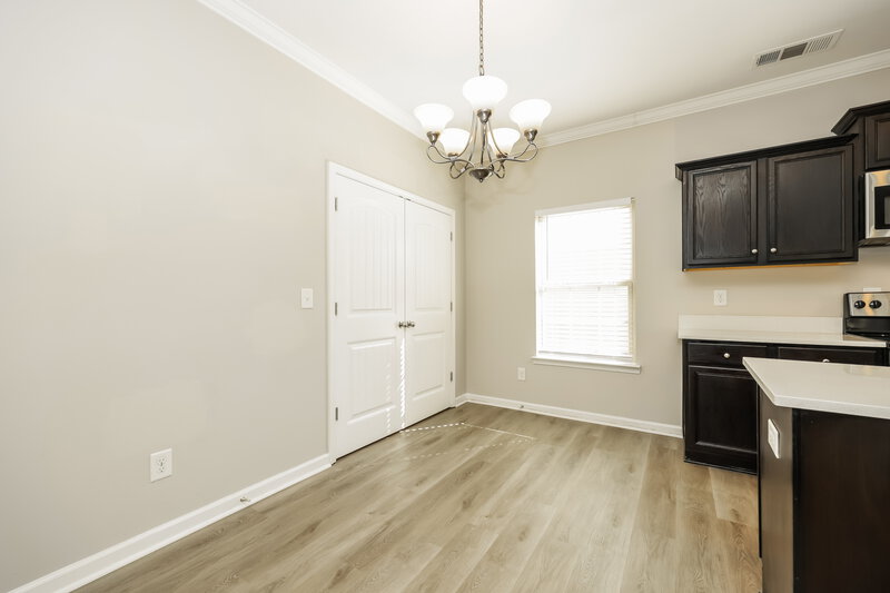 1,885/Mo, 5227 Seward Crossing Blvd Murfreesboro, TN 37129 Dining Room View 2