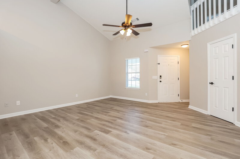 2,180/Mo, 3961 Pepperwood Dr Antioch, TN 37013 Living Room View