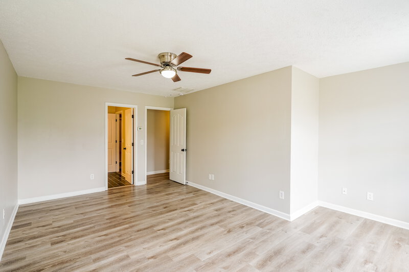 2,045/Mo, 1021 Tammy Sue Ln La Vergne, TN 37086 Main Bedroom View