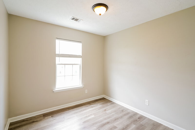 2,045/Mo, 1021 Tammy Sue Ln La Vergne, TN 37086 Bedroom View