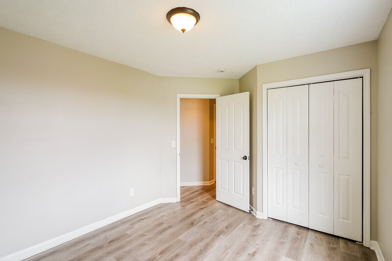 2,045/Mo, 1021 Tammy Sue Ln La Vergne, TN 37086 Bedroom View 4