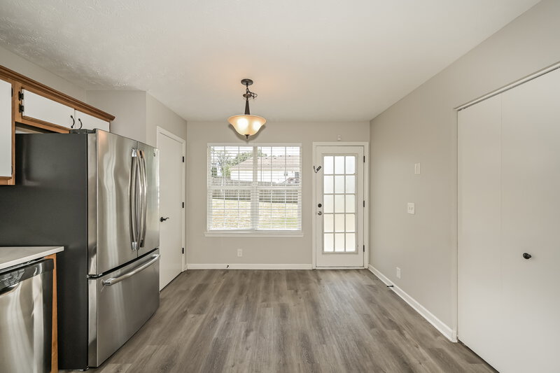 1,815/Mo, 1225 Akins Ridge Dr La Vergne, TN 37086 Kitchen View