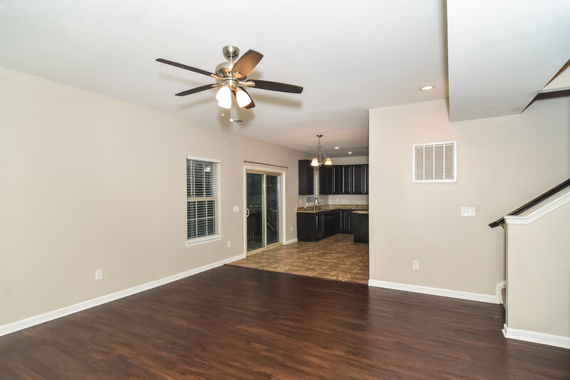 2,155/Mo, 4249 Sandstone Dr Antioch, TN 37013 Living Room View 2