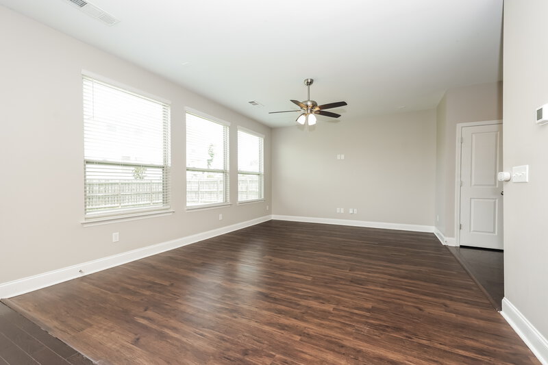 2,235/Mo, 1005 Keeneland Dr Spring Hill, TN 37174 Living Room View