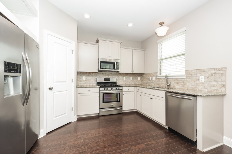 2,235/Mo, 1005 Keeneland Dr Spring Hill, TN 37174 Kitchen View