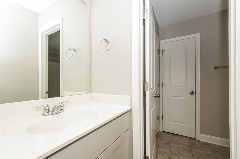 2,235/Mo, 1005 Keeneland Dr Spring Hill, TN 37174 Bathroom View