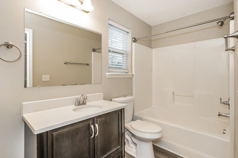 2,340/Mo, 1732 Elijah Ryan Dr Antioch, TN 37013 Bathroom View