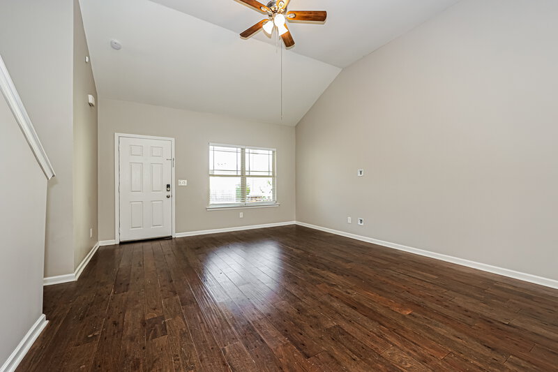 2,085/Mo, 1705 Porchrest Way Antioch, TN 37013 Living Room View