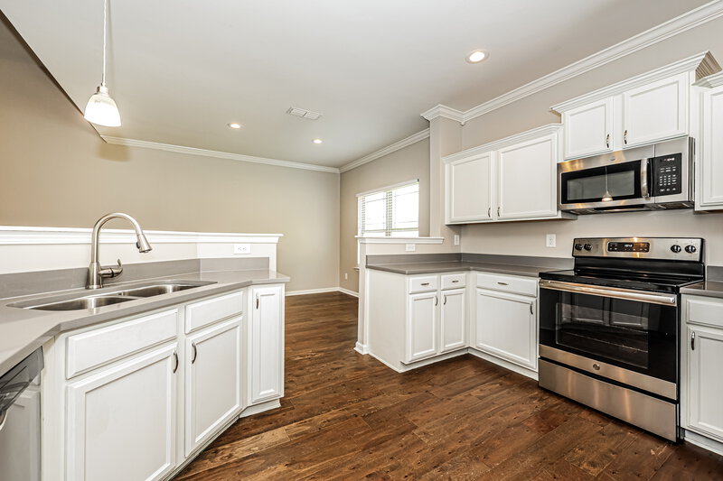 2,085/Mo, 1705 Porchrest Way Antioch, TN 37013 Kitchen View 2