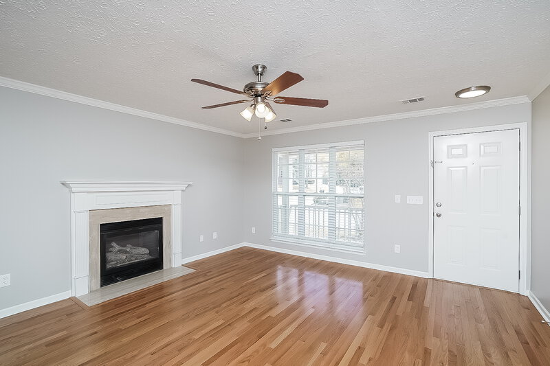 2,640/Mo, 400 Hunters Path Ct Hermitage, TN 37076 Living Room View