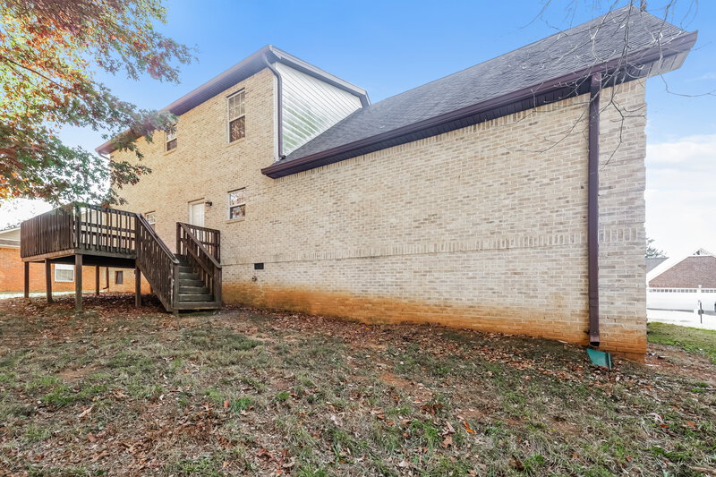 2,450/Mo, 2010 Slayton Dr Spring Hill, TN 37174 Rear View