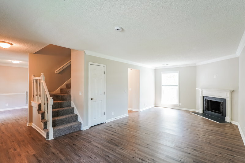 2,145/Mo, 111 Dorchester Ct Goodlettsville, TN 37072 Living Room View