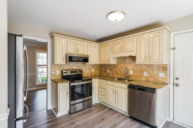 2,145/Mo, 111 Dorchester Ct Goodlettsville, TN 37072 Kitchen View
