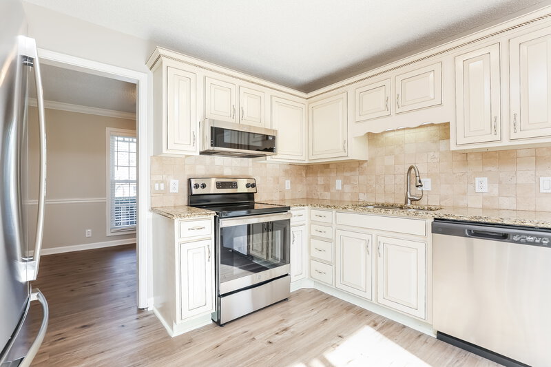 3,130/Mo, 111 Dorchester Ct Goodlettsville, TN 37072 Kitchen View 2
