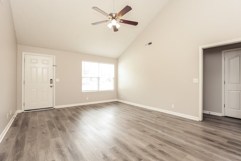 1,895/Mo, 1225 Eastwoods Dr Murfreesboro, TN 37130 Misc View 2