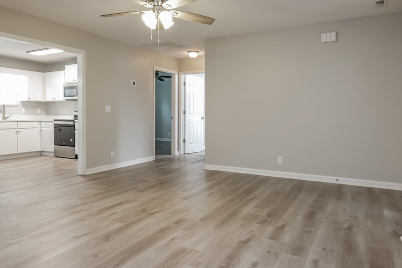 2,360/Mo, 2729 Windwalker Ct Murfreesboro, TN 37128 Living Room View