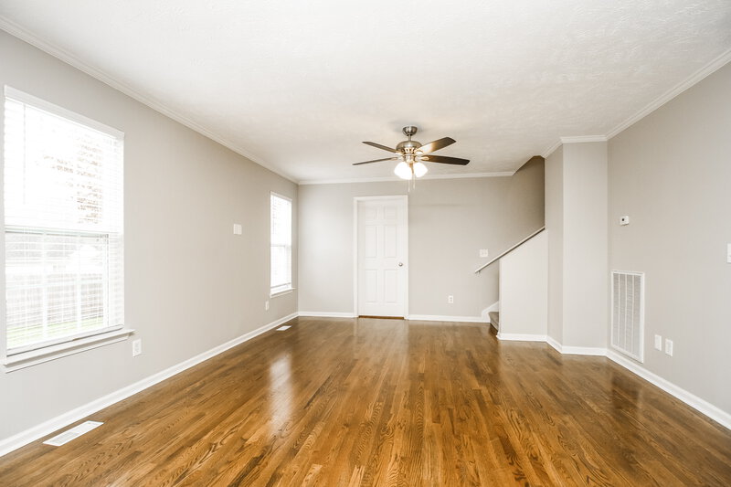 2,320/Mo, 937 Pebble Beach Cir Mount Juliet, TN 37122 Living Room View 2