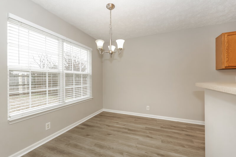 1,805/Mo, 1295 Tiree Dr Murfreesboro, TN 37128 Dining Room View