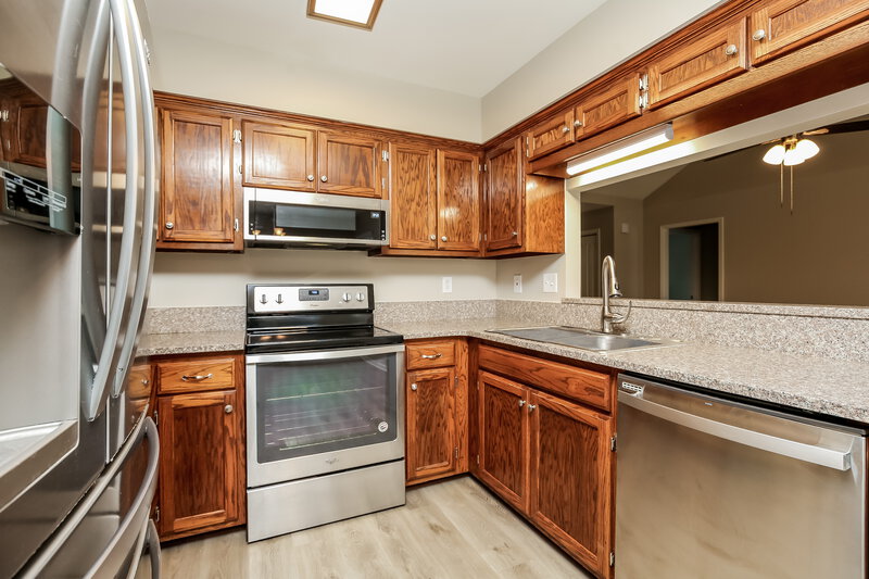 2,460/Mo, 3625 Rutherford Dr Spring Hill, TN 37174 Kitchen View 2