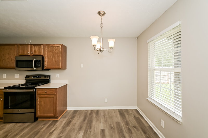 2,015/Mo, 2644 Dakota Way Murfreesboro, TN 37130 Dining Room View 2