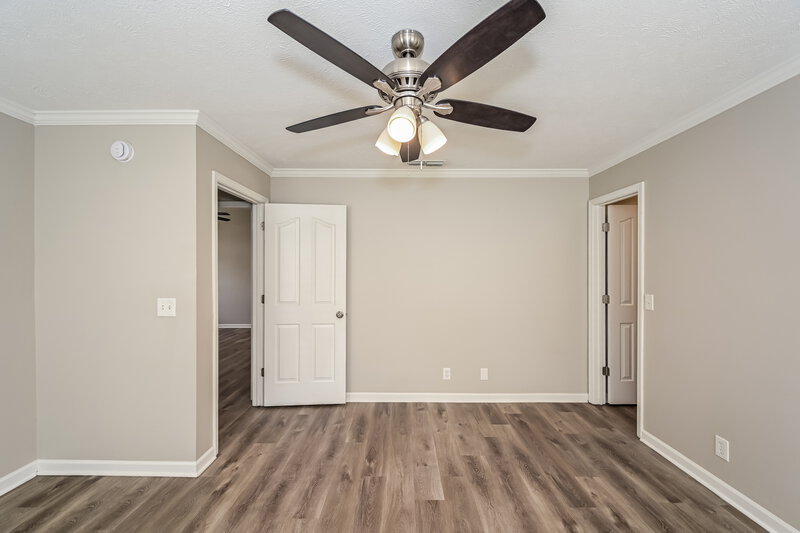2,015/Mo, 2644 Dakota Way Murfreesboro, TN 37130 Main Bedroom View 2
