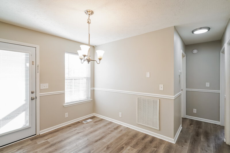 2,190/Mo, 1729 Cason Trail Murfreesboro, TN 37128 Dining Room View