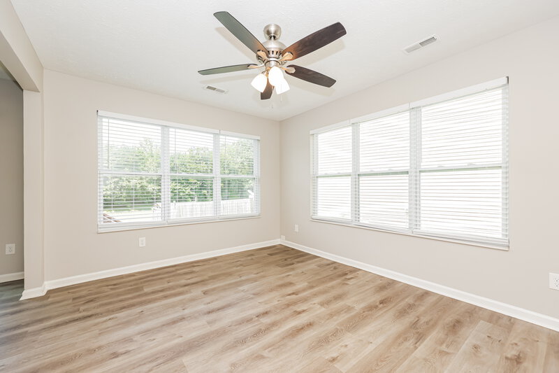 1,890/Mo, 313 Grovedale Trace Antioch, TN 37013 Bedroom View 3