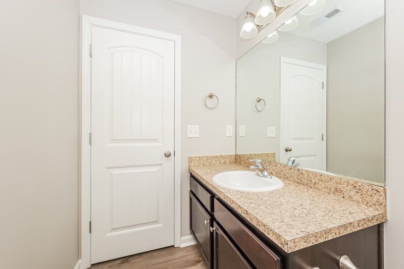 1,890/Mo, 313 Grovedale Trace Antioch, TN 37013 Bathroom View 2