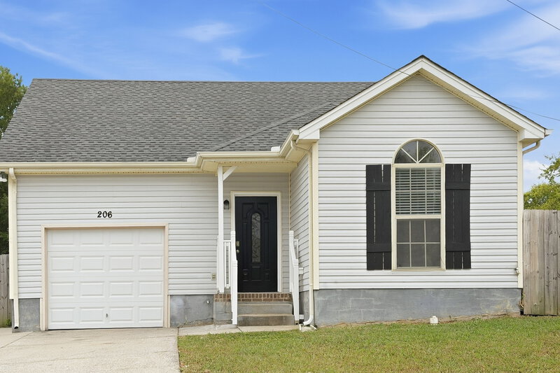 1,945/Mo, 206 Babe Ruth Cv La Vergne, TN 37086 External View